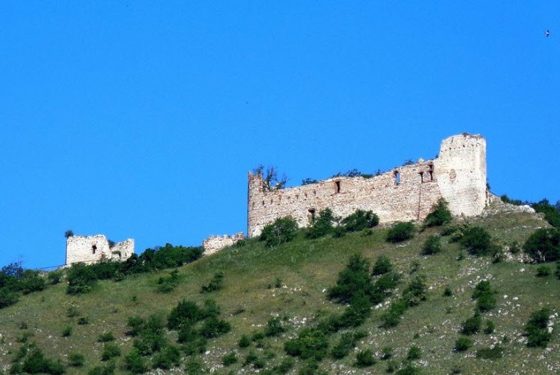 Zřícenina Hradu Leština, Malé Březno, Czechia, Czech Republic (Czechia)